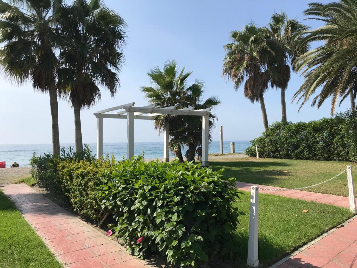 Rio Marina Apartment Nerja Exterior photo