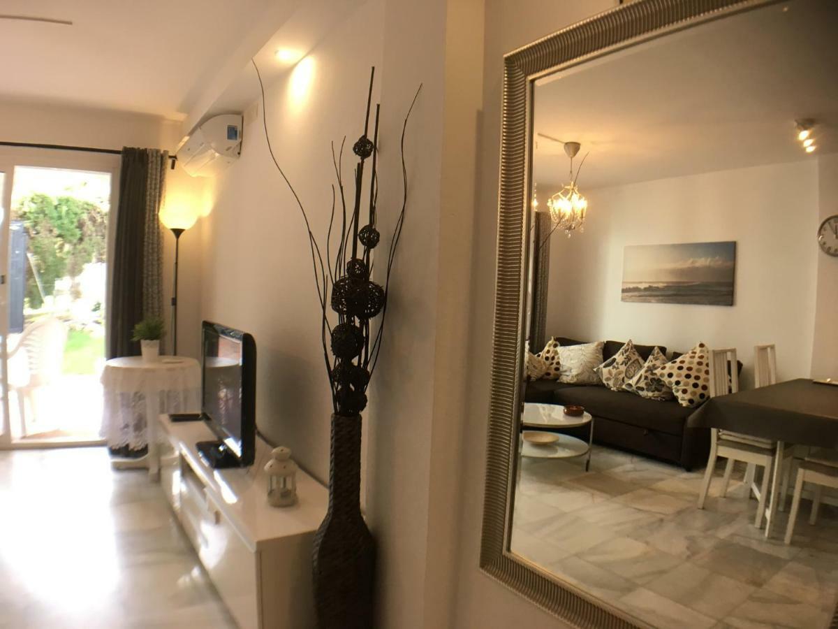 Rio Marina Apartment Nerja Exterior photo